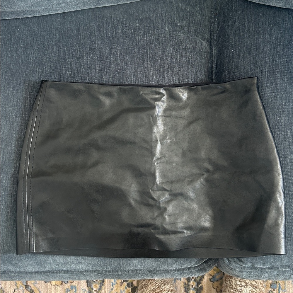 Mini Skort - Picture 3 of 3